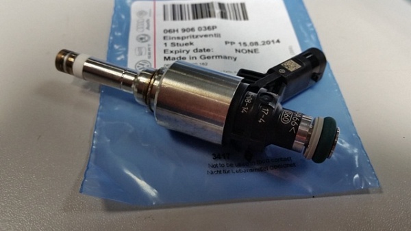 Форсунка бензиновая BOSCH 0261500162 VW 06H906036P 06H906036E 06H906036G (заменен номер 06H906036S)