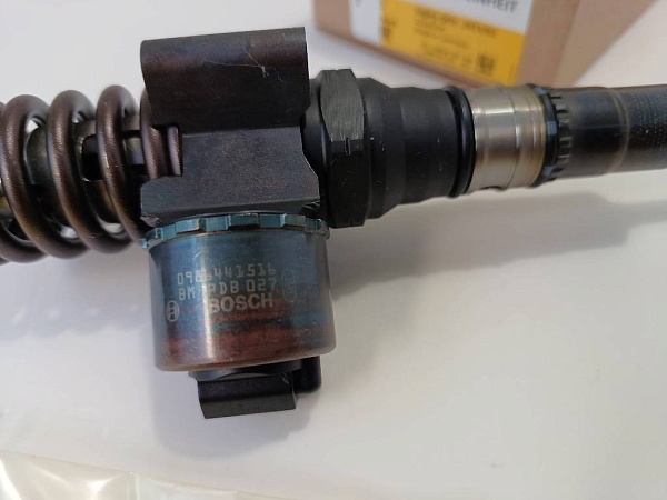 Насос-форсунка 03G130073GX BOSCH 0986441566
