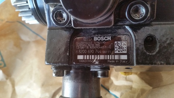 ТНВД BOSCH 0445010223 NISSAN 1670000Q1E RENAULT 8200934657