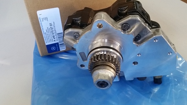 ТНВД BOSCH 0445010120 MERCEDES 6400700701 NEW