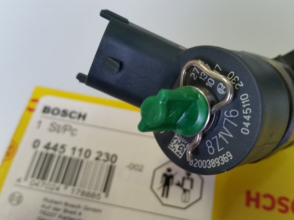 Форсунка BOSCH 0445110230 8200273891 RENAULT