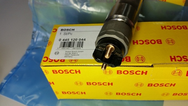 Форсунка BOSCH 0445120044 51101004043 MAN TGA 